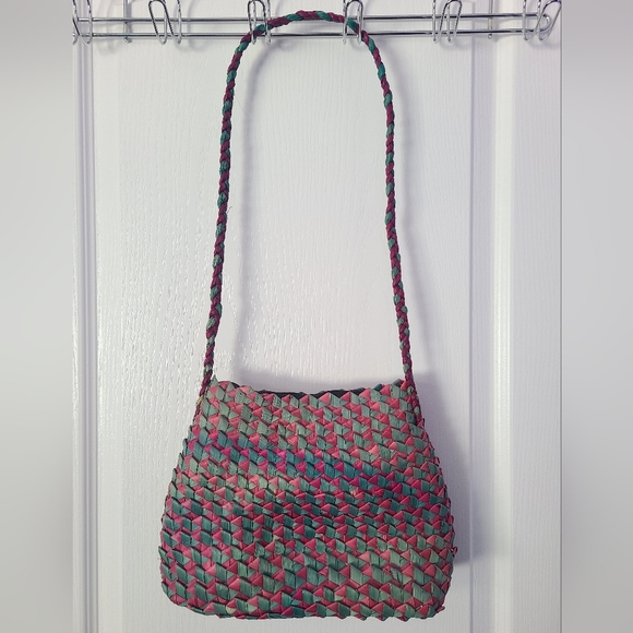 Rattan purse - Picture 4 of 6